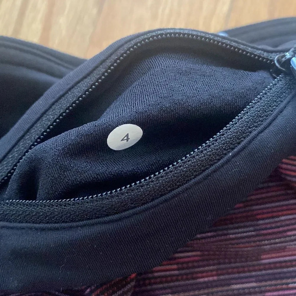 Lululemon Run: For All Skirt sz 4 
Wee Are From Space Black March Multi / Black - Picture 11 of 15